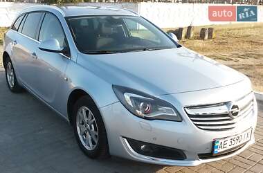 Универсал Opel Insignia 2015 в Днепре