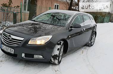 Универсал Opel Insignia 2010 в Львове