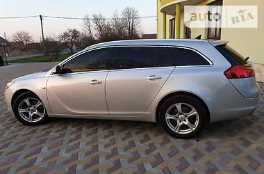 Універсал Opel Insignia 2012 в Івано-Франківську