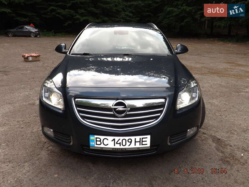 Універсал Opel Insignia 2011 в Львові