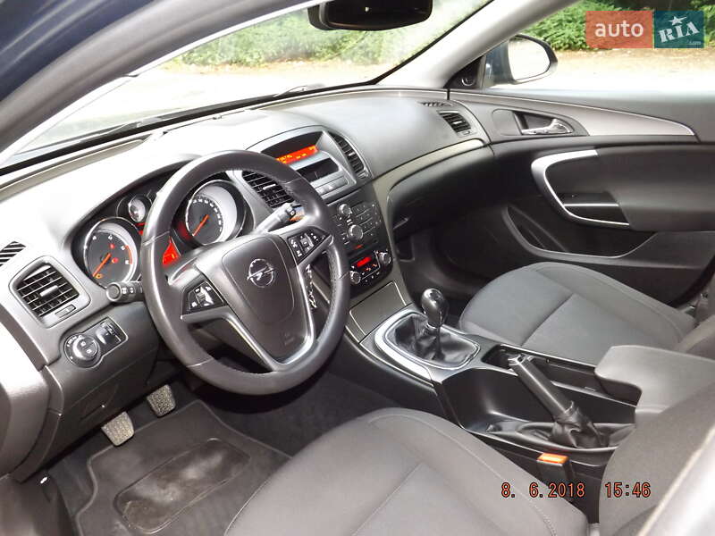 Універсал Opel Insignia 2011 в Львові