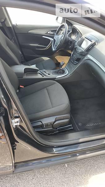 Універсал Opel Insignia 2014 в Житомирі
