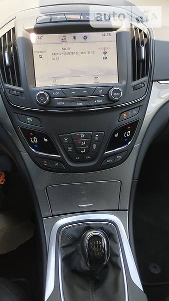 Універсал Opel Insignia 2014 в Житомирі