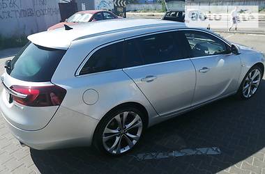 Универсал Opel Insignia 2013 в Киеве