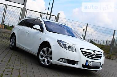 Універсал Opel Insignia 2013 в Львові