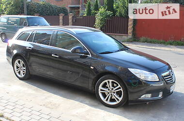 Універсал Opel Insignia 2010 в 