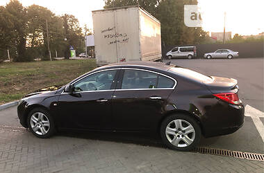 Седан Opel Insignia 2010 в Виннице