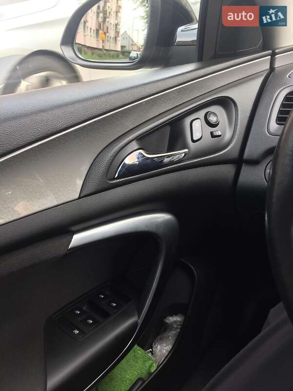 Седан Opel Insignia 2013 в Житомире