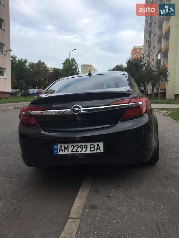 Седан Opel Insignia 2013 в Житомире