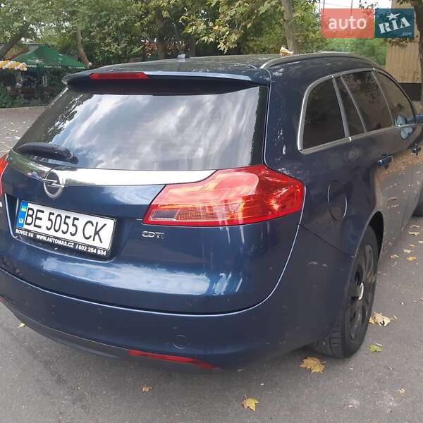 Универсал Opel Insignia 2010 в Николаеве