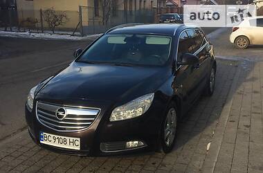 Универсал Opel Insignia 2013 в Львове