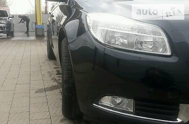 Хетчбек Opel Insignia 2012 в 