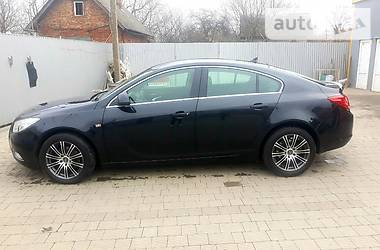 Хетчбек Opel Insignia 2012 в 