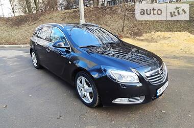 Универсал Opel Insignia 2010 в Харькове