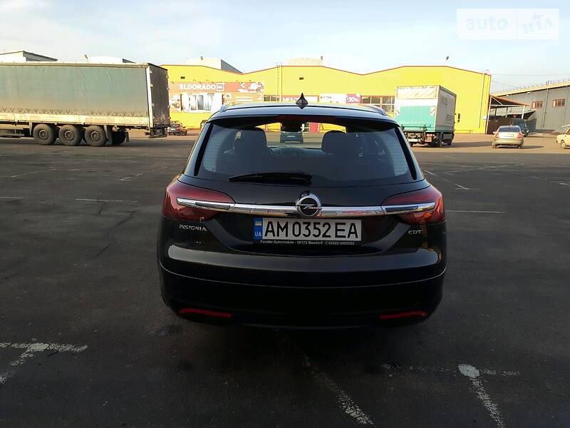 Універсал Opel Insignia 2016 в Житомирі