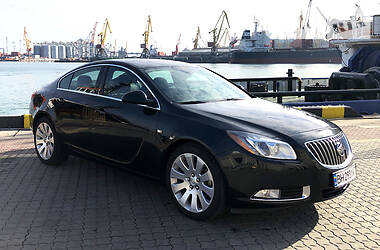 Седан Opel Insignia 2010 в 