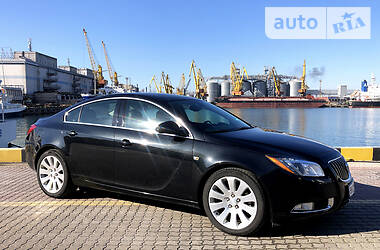 Седан Opel Insignia 2010 в 