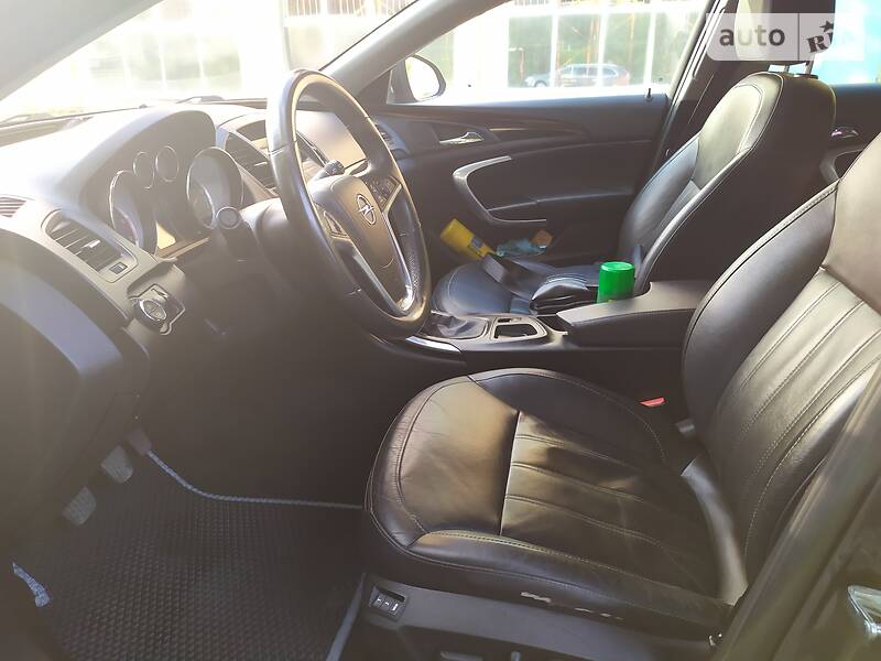 Универсал Opel Insignia 2009 в Днепре