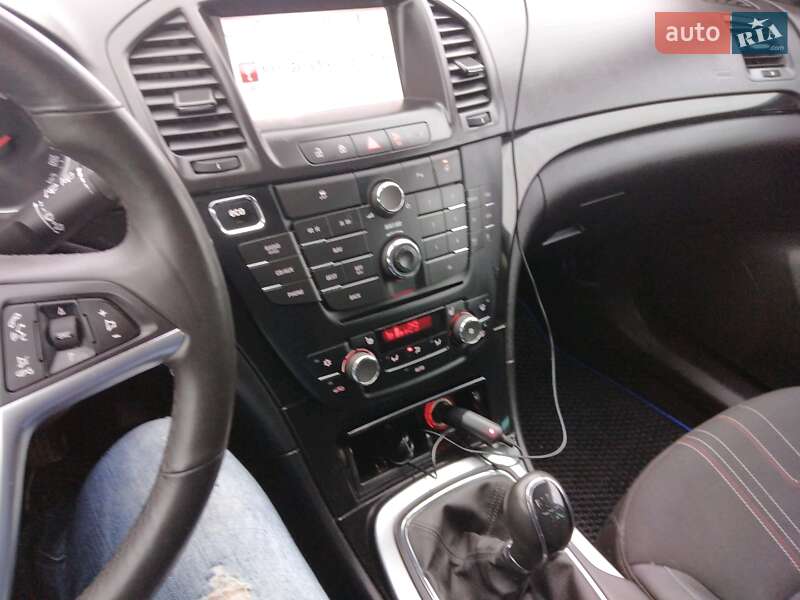 Універсал Opel Insignia 2012 в Івано-Франківську