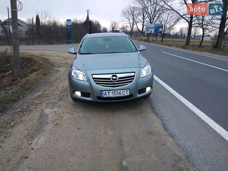 Універсал Opel Insignia 2012 в Івано-Франківську