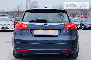 Універсал Opel Insignia 2011 в 
