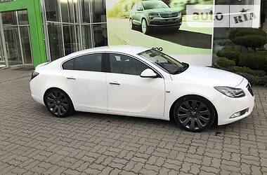 Седан Opel Insignia 2010 в 