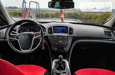 Універсал Opel Insignia 2010 в 