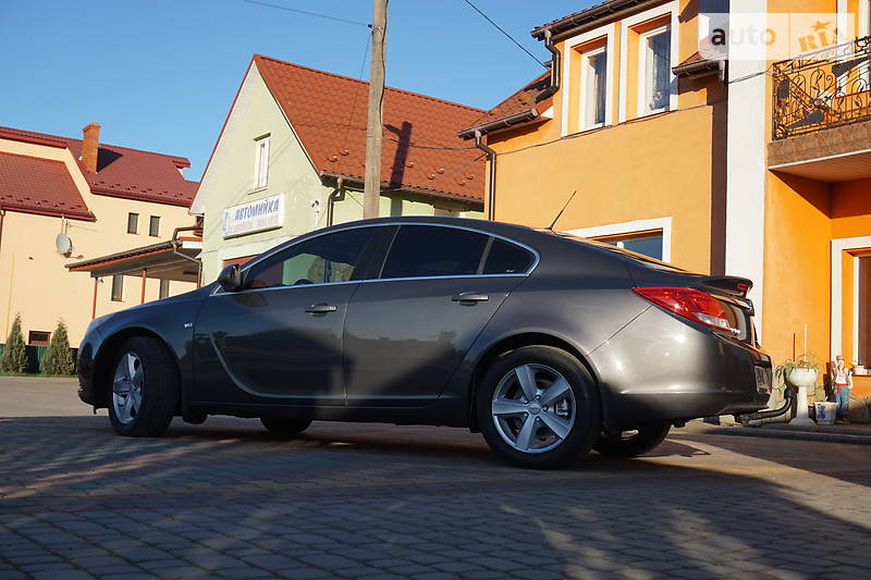 Хетчбек Opel Insignia 2009 в Самборі