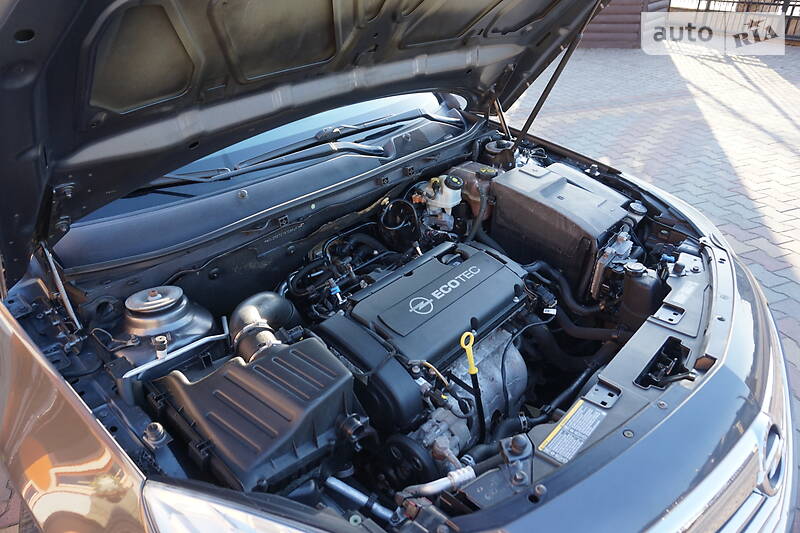 Хетчбек Opel Insignia 2009 в Самборі