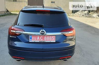 Універсал Opel Insignia 2014 в 