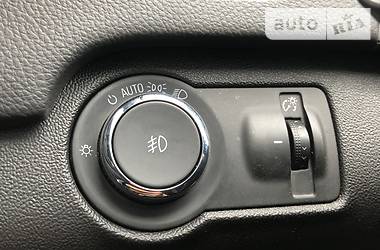 Седан Opel Insignia 2016 в 