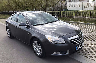 Хэтчбек Opel Insignia 2011 в Ивано-Франковске