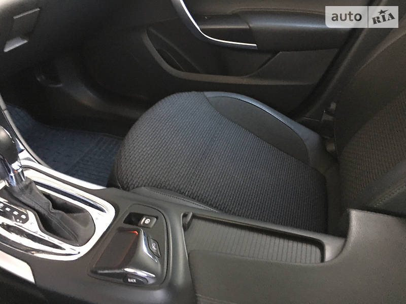 Універсал Opel Insignia 2014 в Херсоні