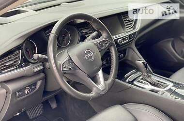 Седан Opel Insignia 2017 в 