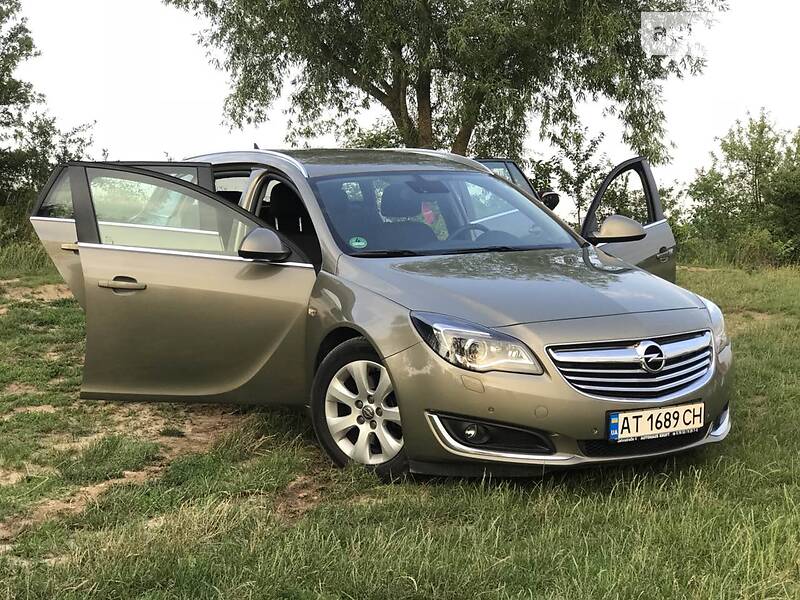 Універсал Opel Insignia 2013 в 