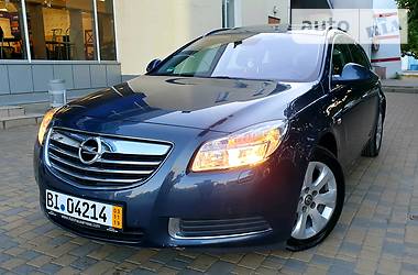 Універсал Opel Insignia 2010 в 