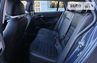 Універсал Opel Insignia 2010 в 