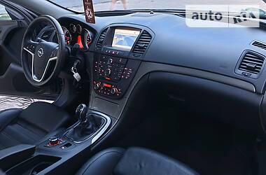 Універсал Opel Insignia 2010 в 