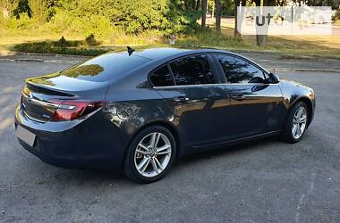 Седан Opel Insignia 2014 в Львове