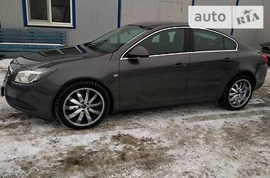 Седан Opel Insignia 2011 в Харькове