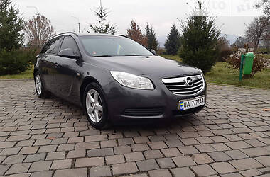 Универсал Opel Insignia 2011 в Ужгороде