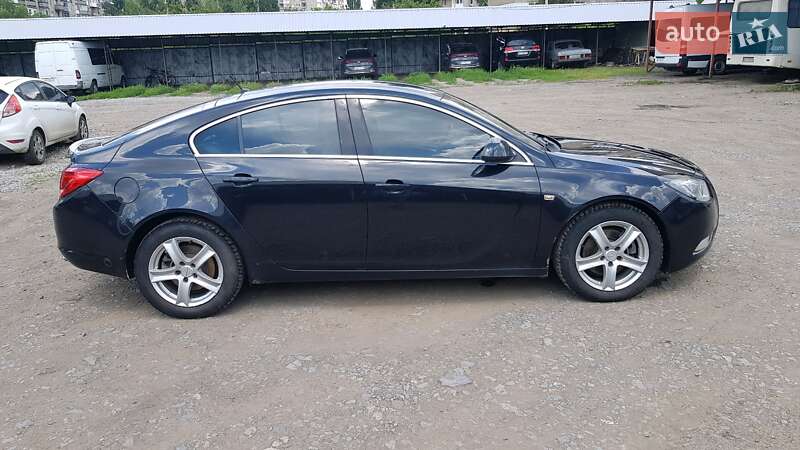 Ліфтбек Opel Insignia 2009 в Ізмаїлі