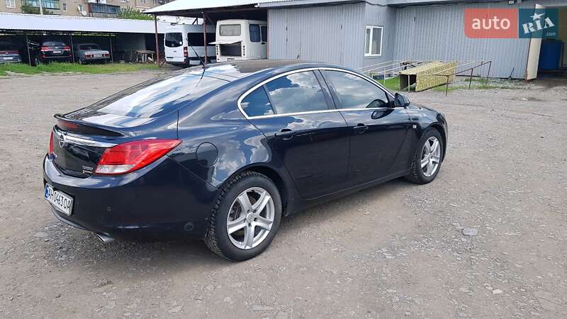 Ліфтбек Opel Insignia 2009 в Ізмаїлі