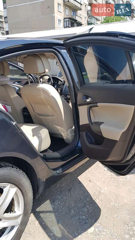 Ліфтбек Opel Insignia 2009 в Ізмаїлі