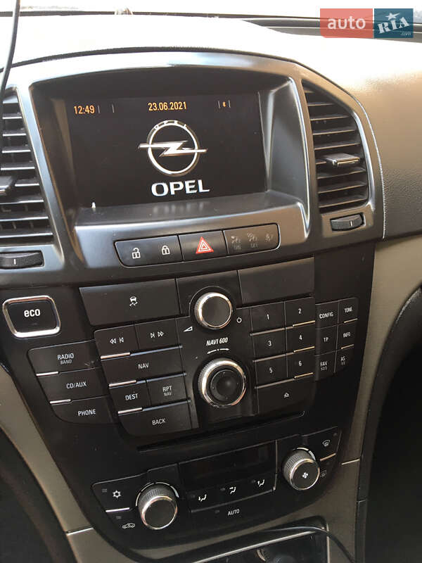 Универсал Opel Insignia 2013 в Бучаче