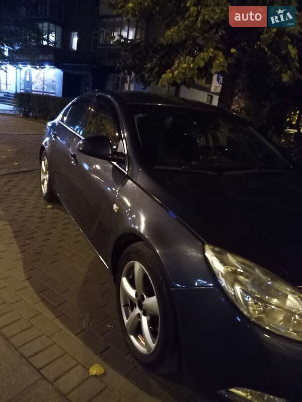 Лифтбек Opel Insignia 2011 в Киеве фото 10 Лифтбек Opel Insignia 2011 в Киеве