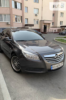 Універсал Opel Insignia 2010 в Києві