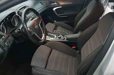 Универсал Opel Insignia 2010 в Киеве