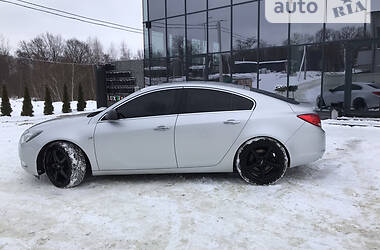 Хэтчбек Opel Insignia 2010 в Львове