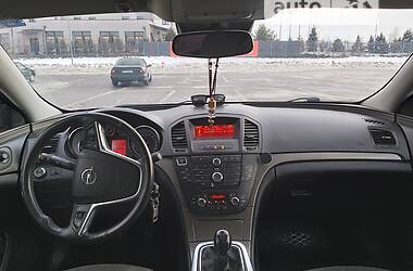 Лифтбек Opel Insignia 2013 в Львове